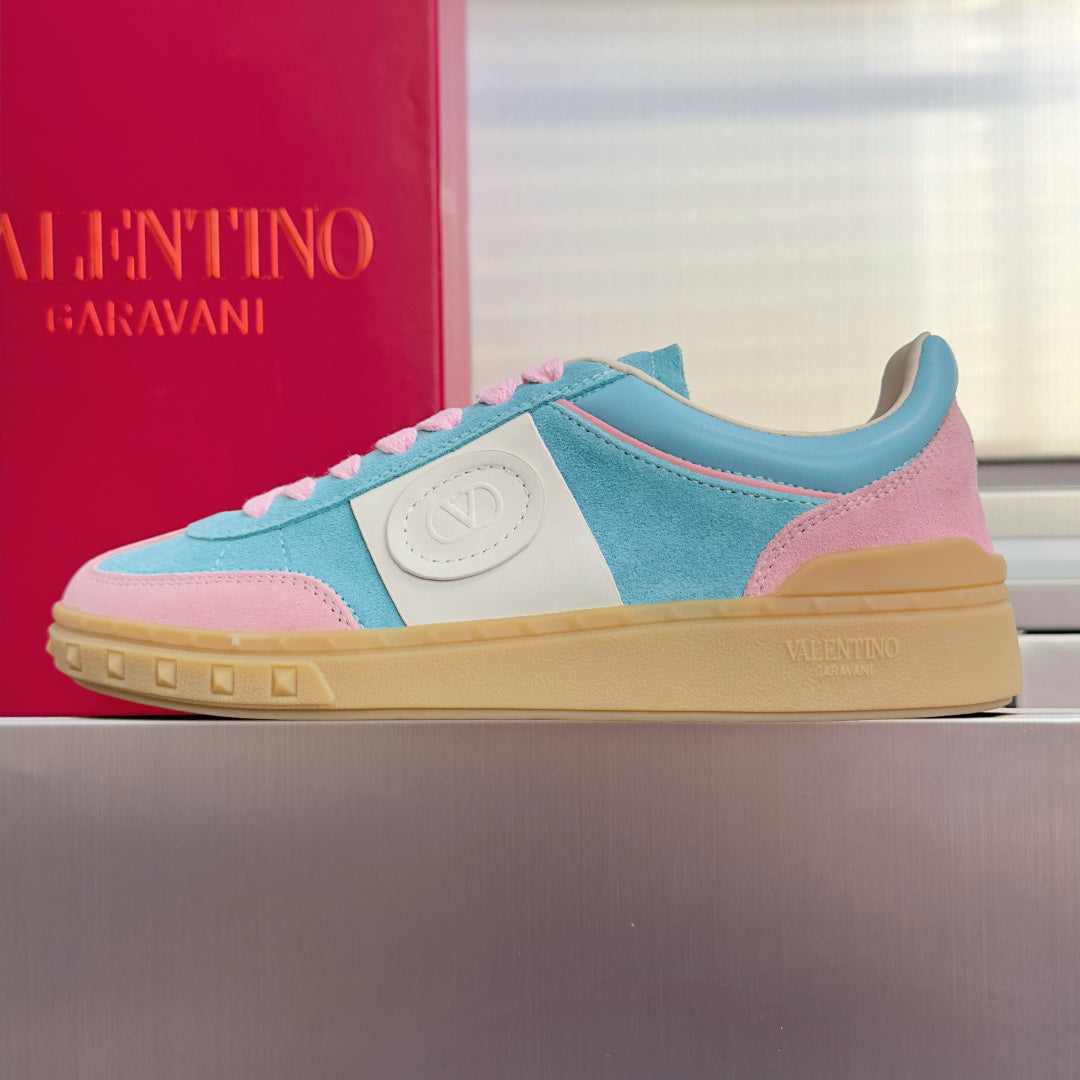 CV  Sneakers 2 Color's