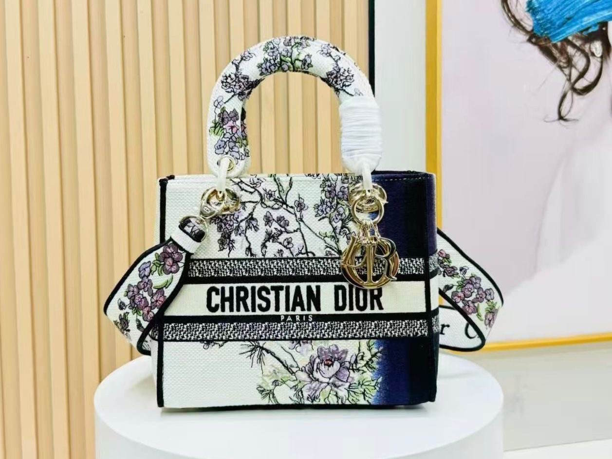 CHD  Bag  4 Color's 24 cm