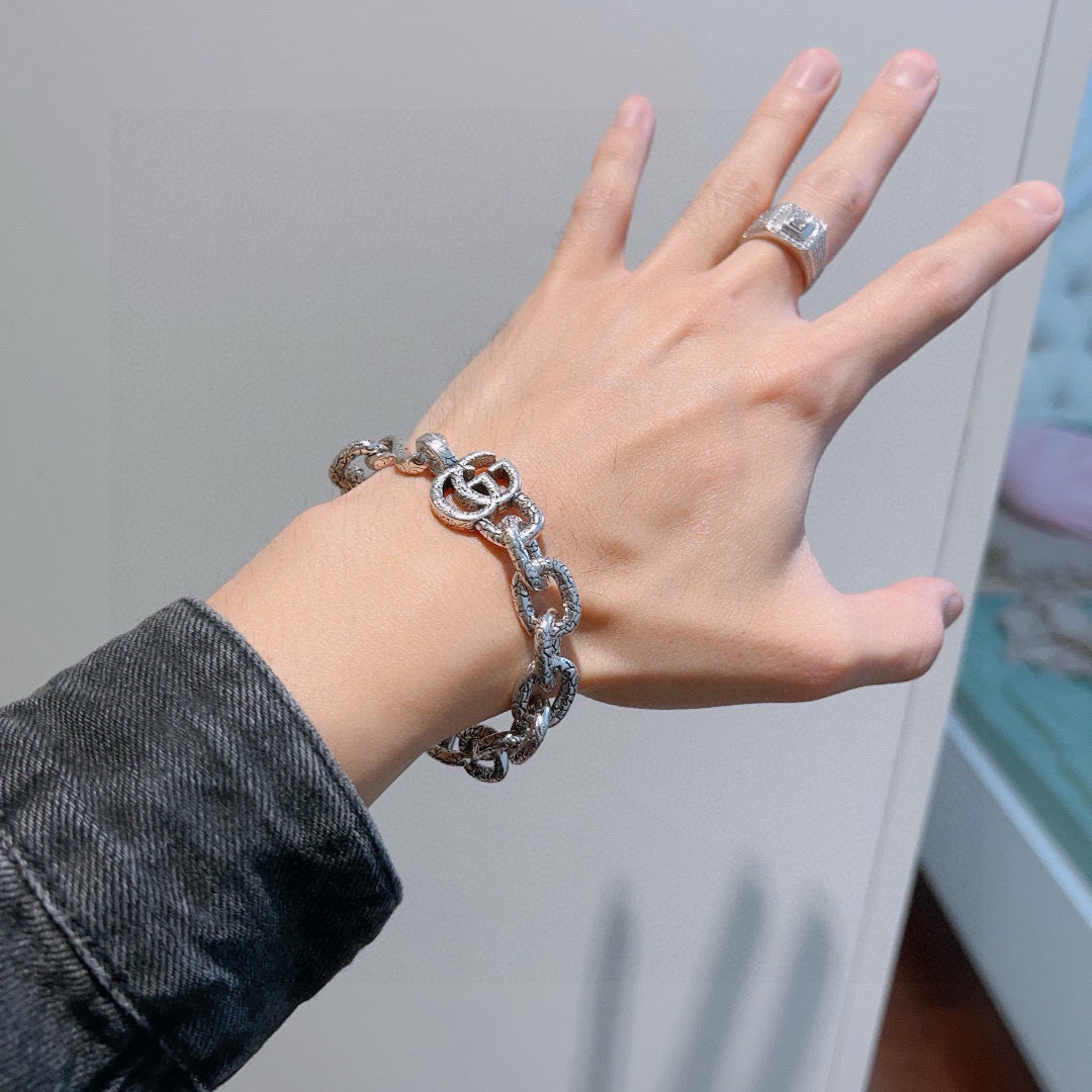 GU Fashion Bracelet