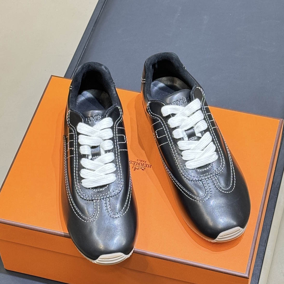HRM Sneakers Woman 3 Color 's