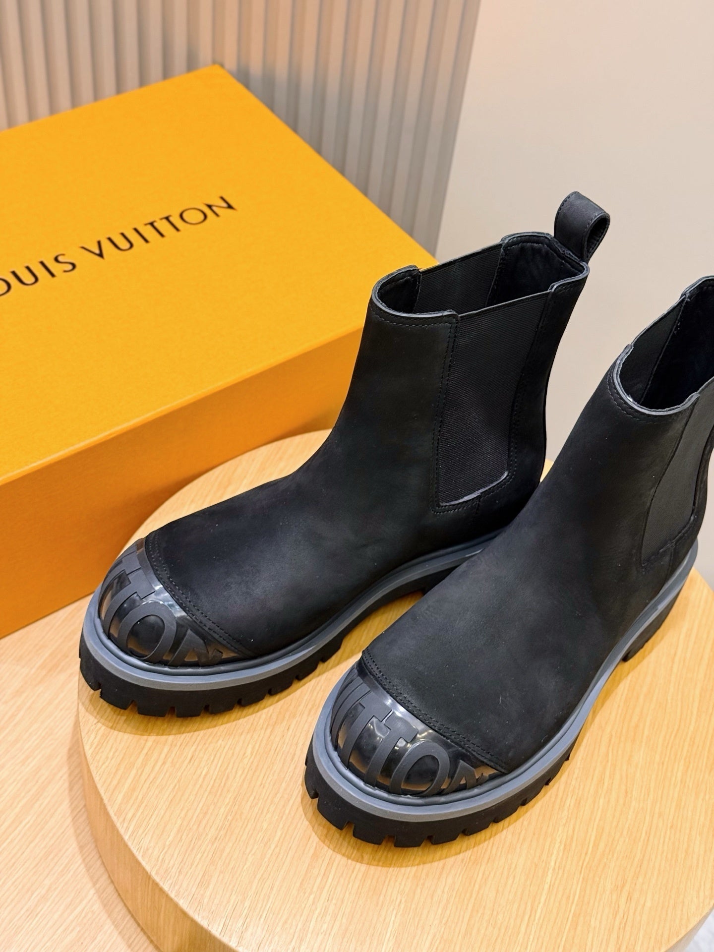LU Boots Man 2 Color's