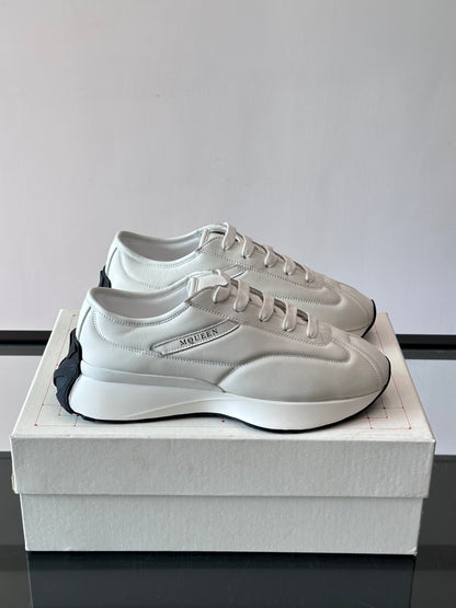 Mc*QUEEN  Sneakers Runner Unisex 2 Color's