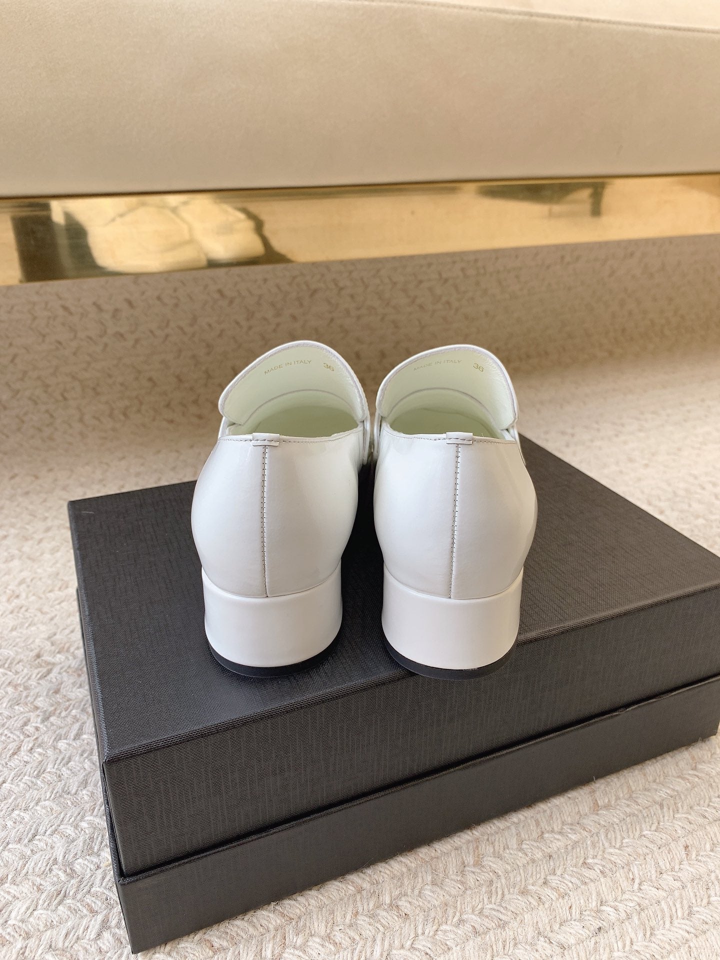 PRD Shoes  Woman 2 Color's