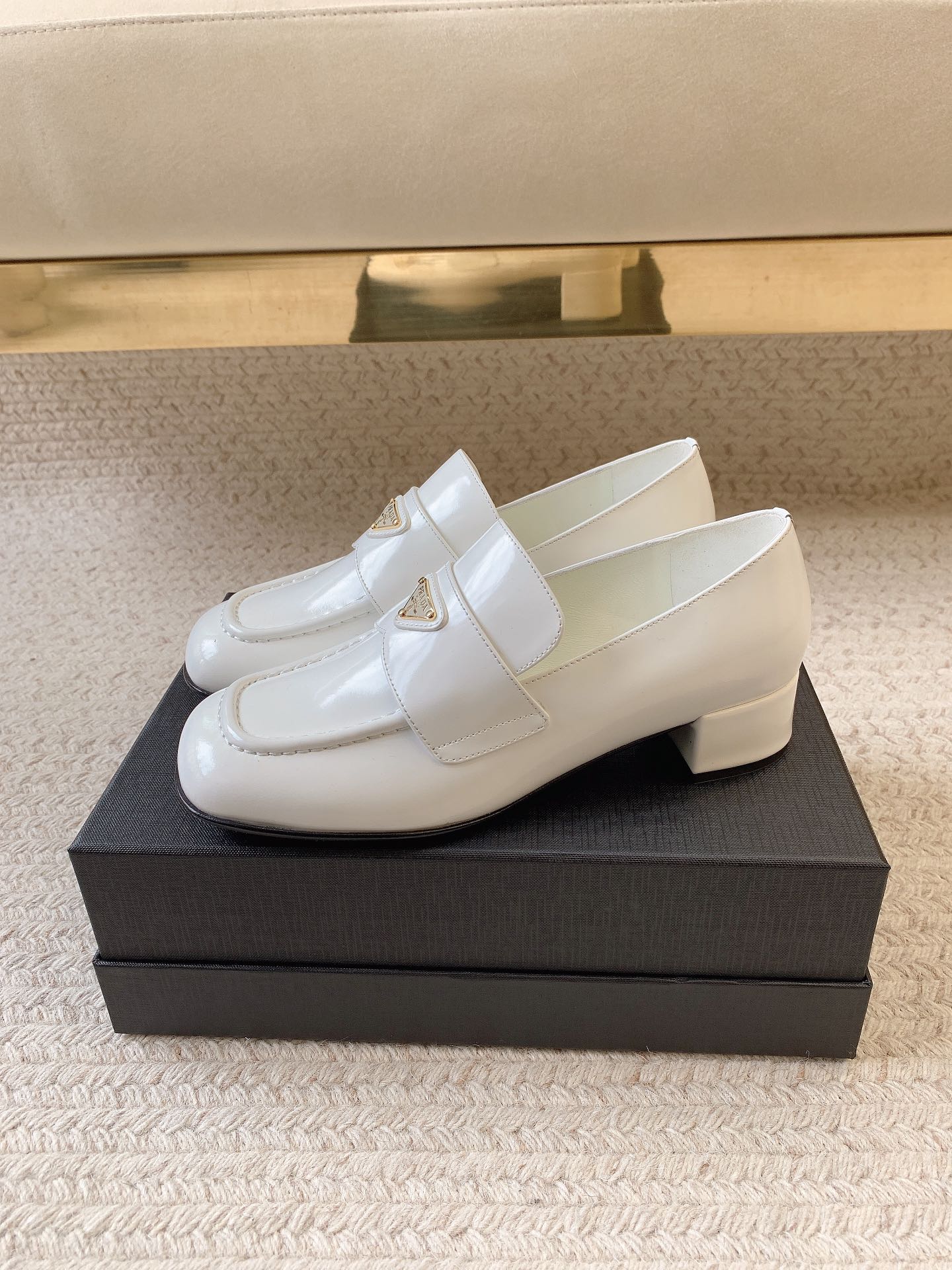 PRD Shoes  Woman 2 Color's