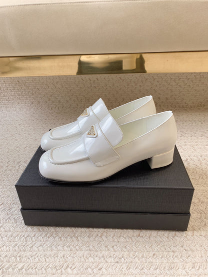 PRD Shoes  Woman 2 Color's