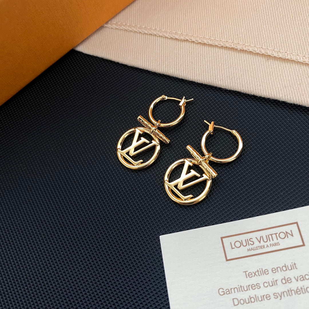 LU Fashion earrings  SALE-min order required