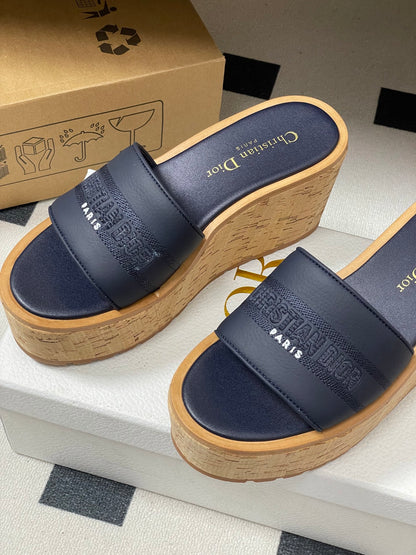 CHD Slippers Sandals Platform   Woman 2 Color's