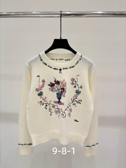 CHD woman Sweater