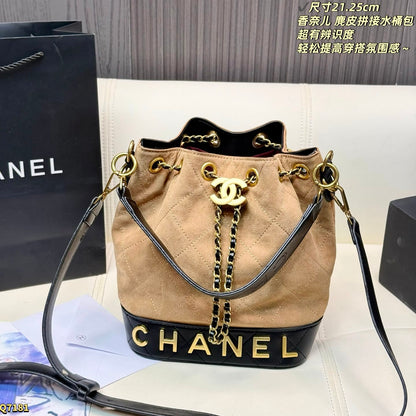 CHL Bucket Bag 25 cm