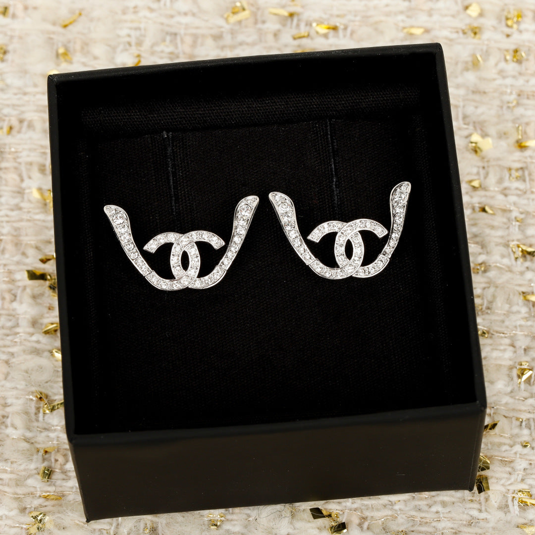 CHL Fashion Earrings