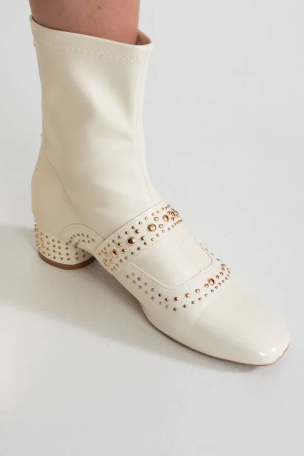 GU Woman Boots 42