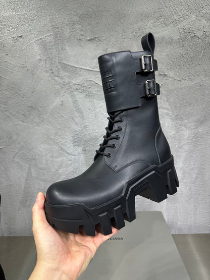 SNBAL  boots Man 46
