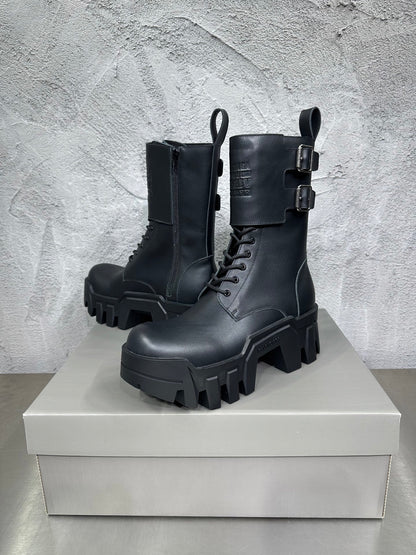 SNBAL  boots Man 46