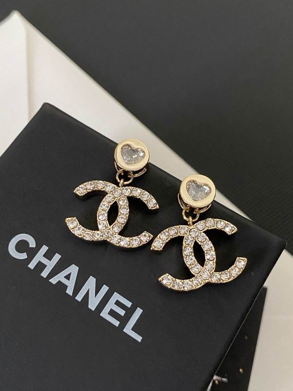 CHL Fashion earrings