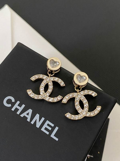 CHL Fashion earrings
