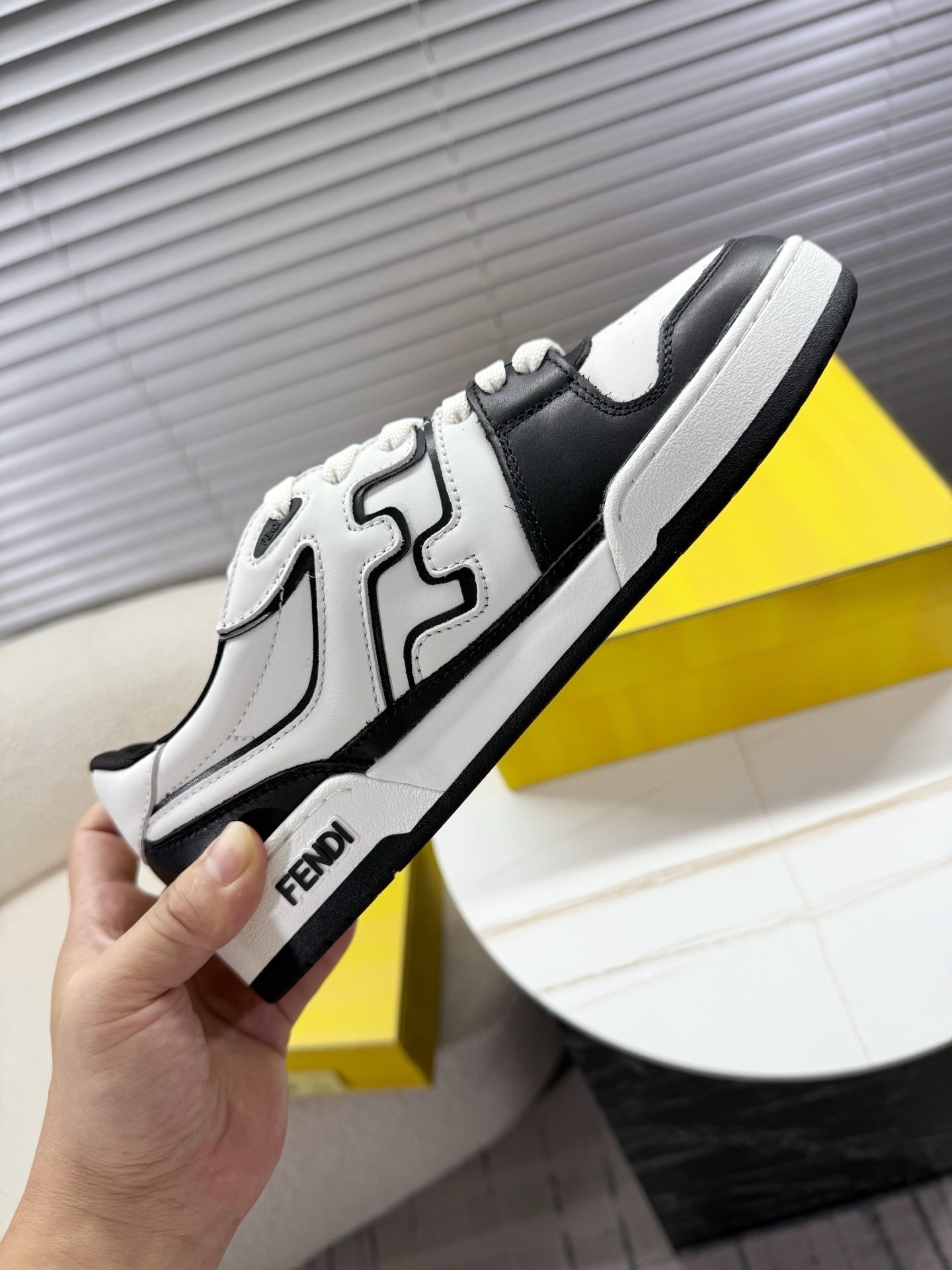 FEN  Sneakers  2 Color 's