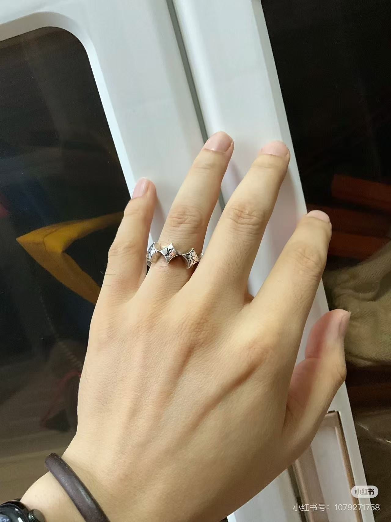 LU Fashion Rings