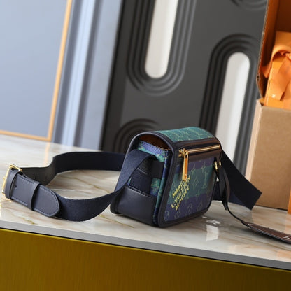 LU wallet Bosphore Wearable Bag 19 cm