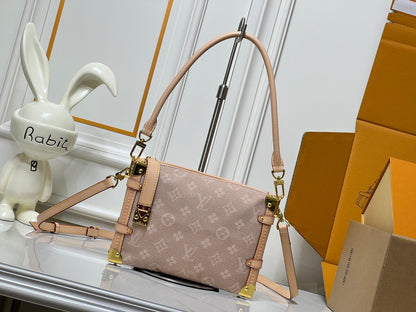 LU bag Trunk Monogram 23 cm