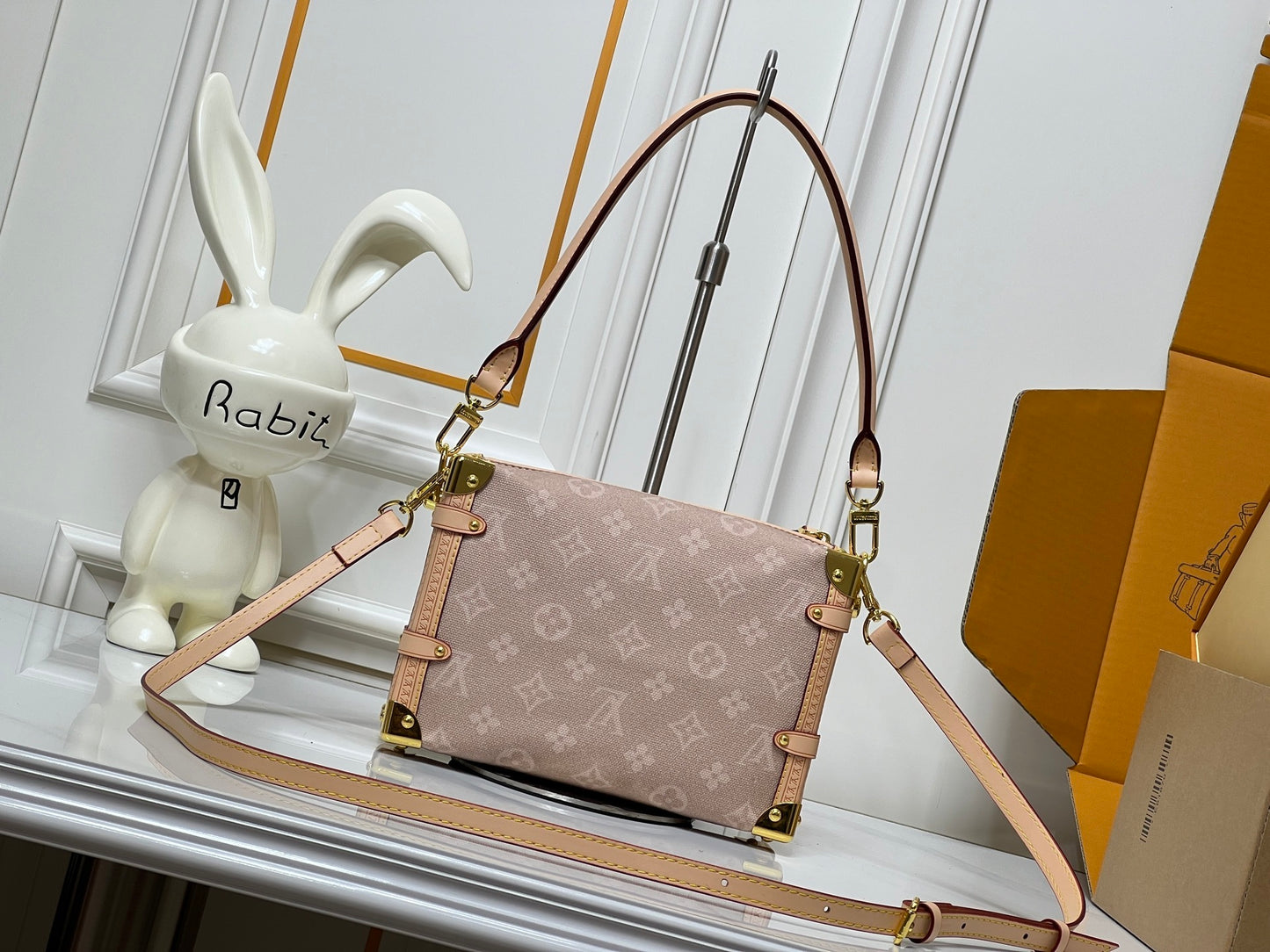 LU bag Trunk Monogram 23 cm
