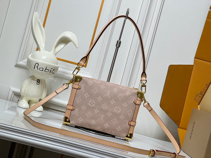 LU bag Trunk Monogram 23 cm