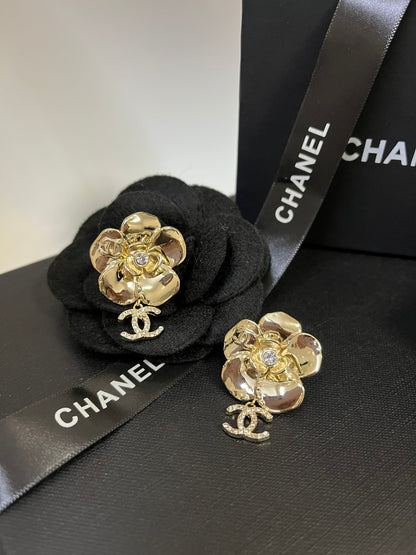 C H L Fashion earrings  SALE-min order required