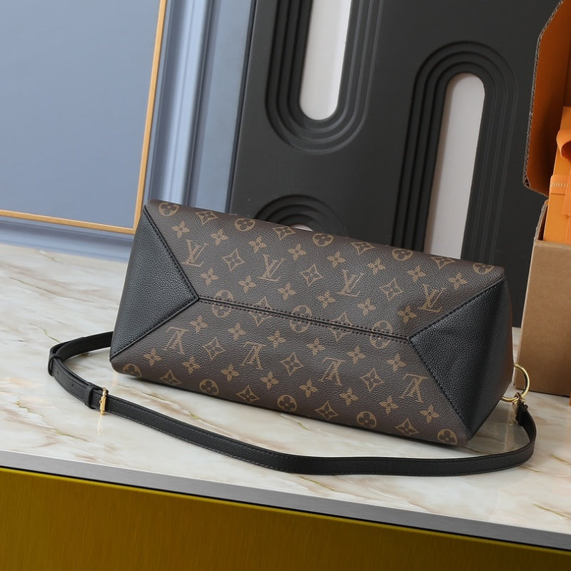 LU  Bag  2 Size 's