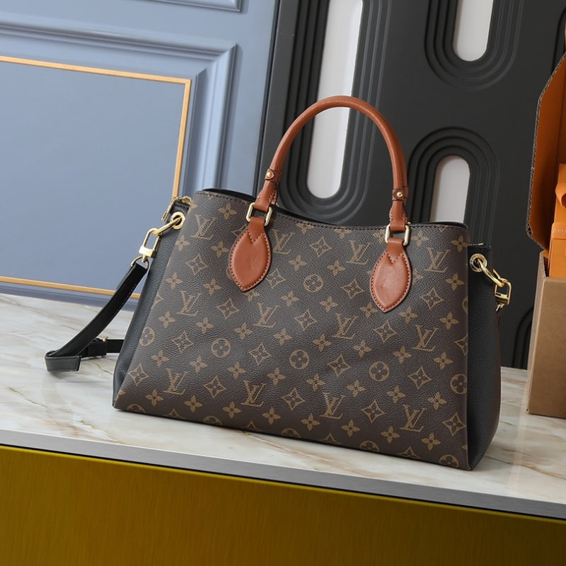 LU  Bag  2 Size 's