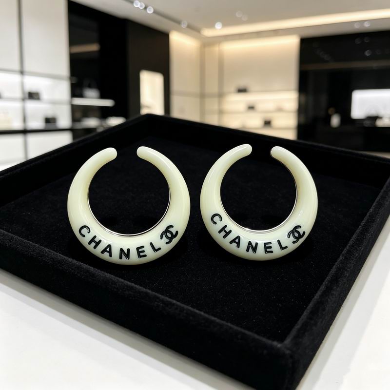 CHL Fashion Earrings