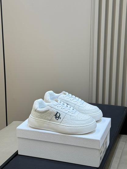 CHD  Sneakers Woman