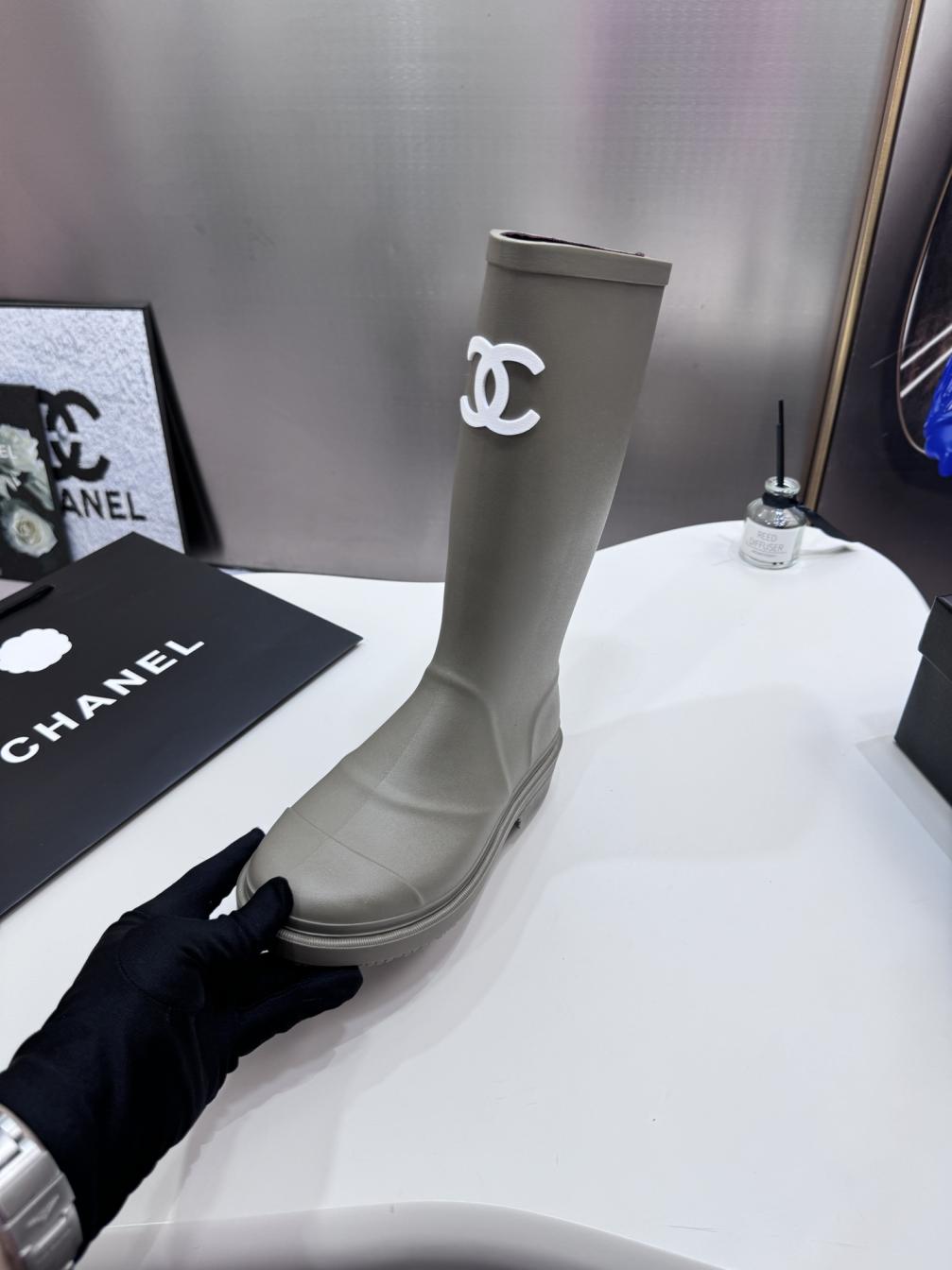 CHL  Rubber BOOTS   Woman Size 4 Color's -SALE -