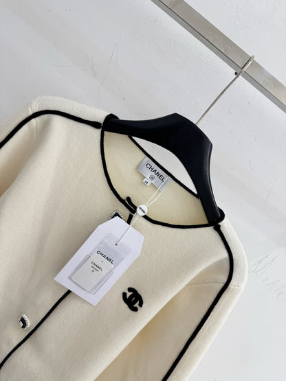 CHL Woman  Jacket 2 Color's