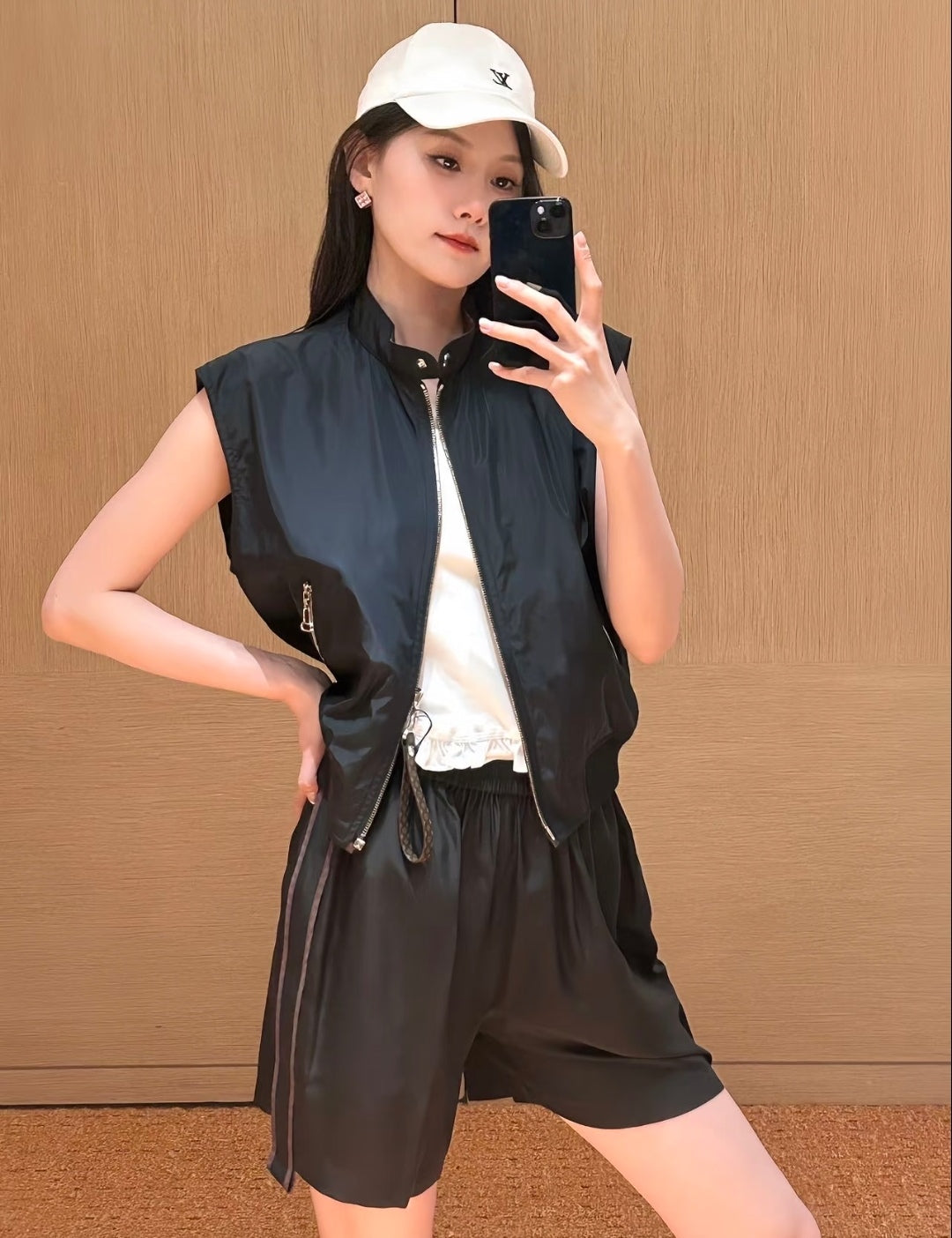 LU Woman Vest  Jacket limited edition