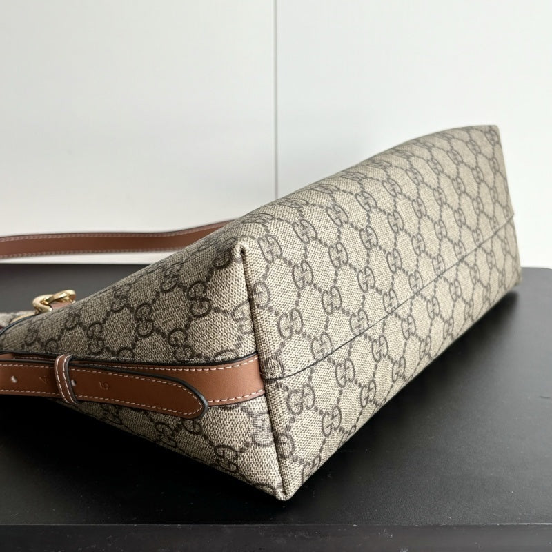 GU Emblem medium shoulder bag 30 cm