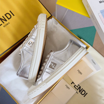 FEN  Sneakers 2 Color 's