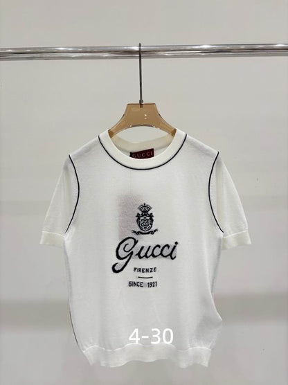 GU Woman T- Shirt sweater 2 Color's