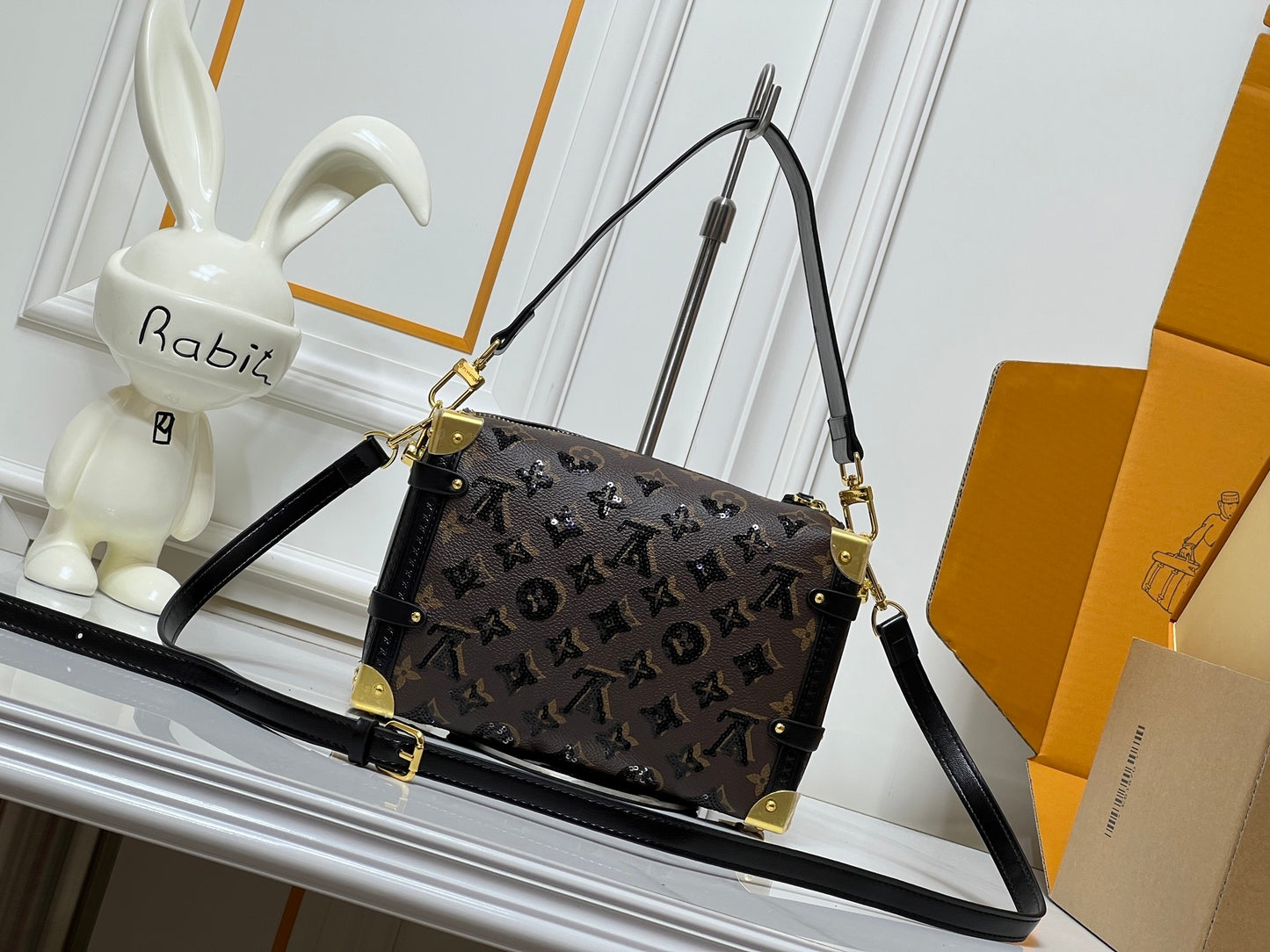 LU bag Trunk Monogram 23 cm