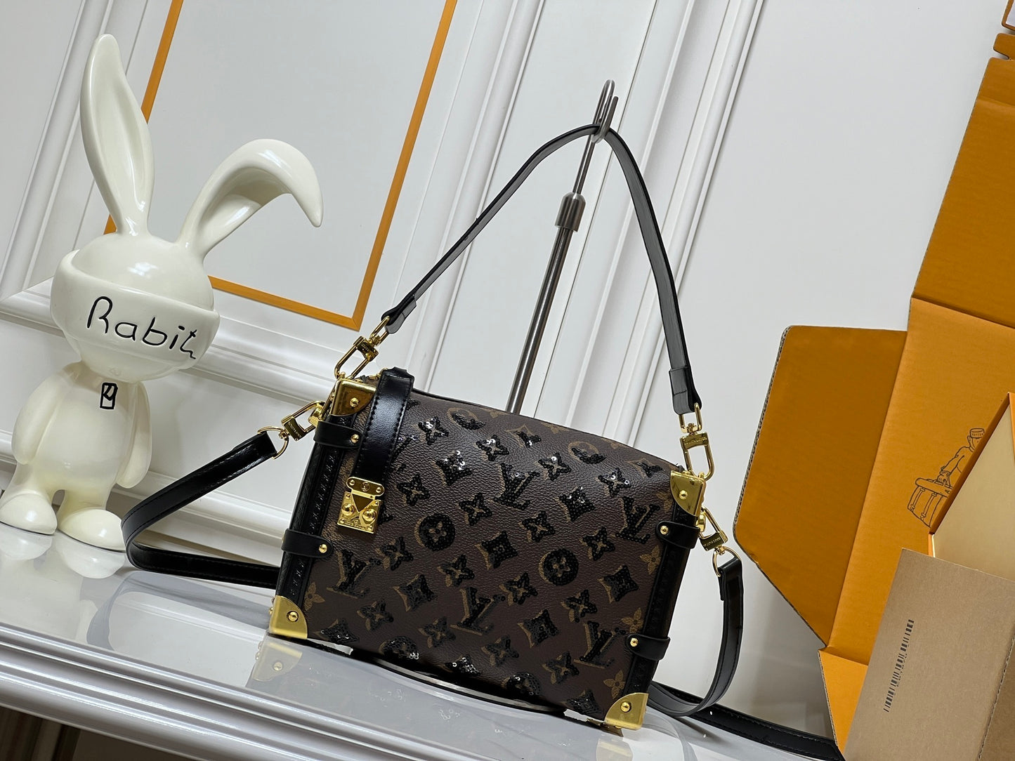 LU bag Trunk Monogram 23 cm