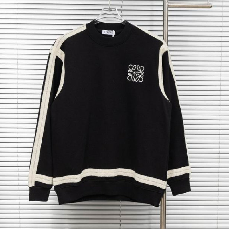 LO*EVE Sweater
