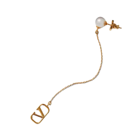 CV Fashion earrings