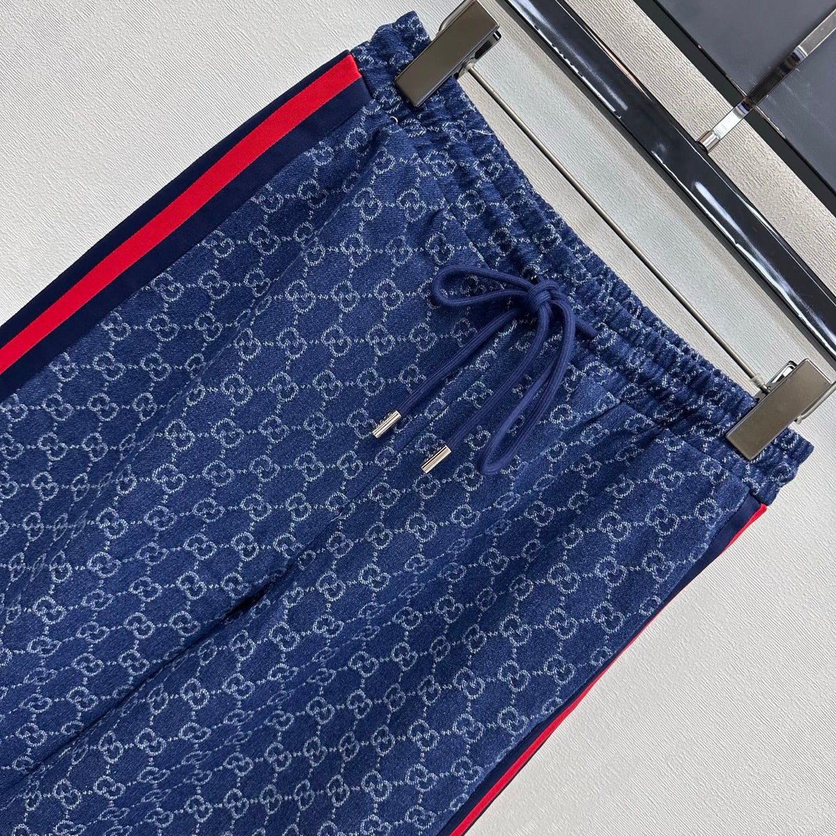 GU Woman  Sport Suits Limited edition