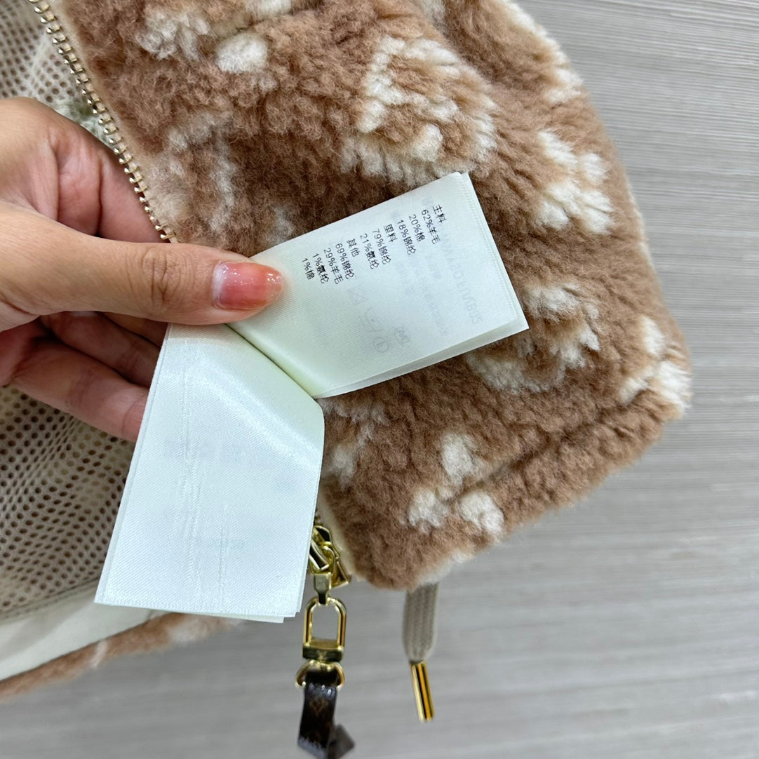 LU  monogram Woman Vest Jacket