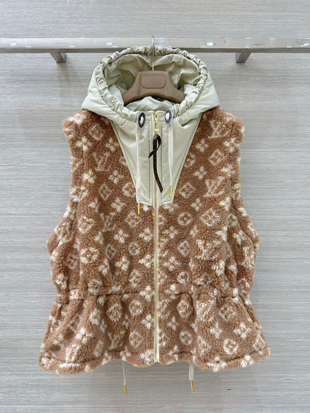 LU  monogram Woman Vest Jacket