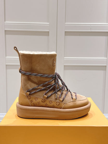 LU UGG  Boots Woman