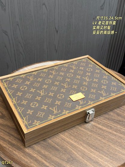 LU Home Organizer  Jewelry Box  35 cm Monogram