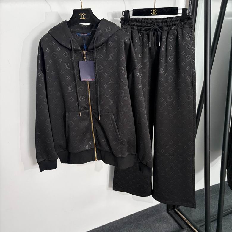 LU Woman  Sport Suits 2 Color's