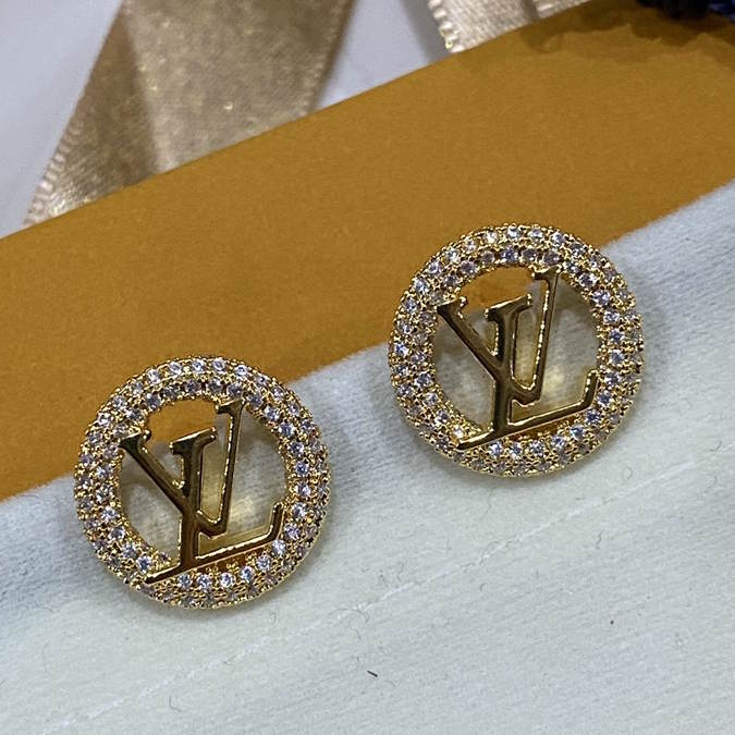 LU Fashion earrings  SALE-min order required