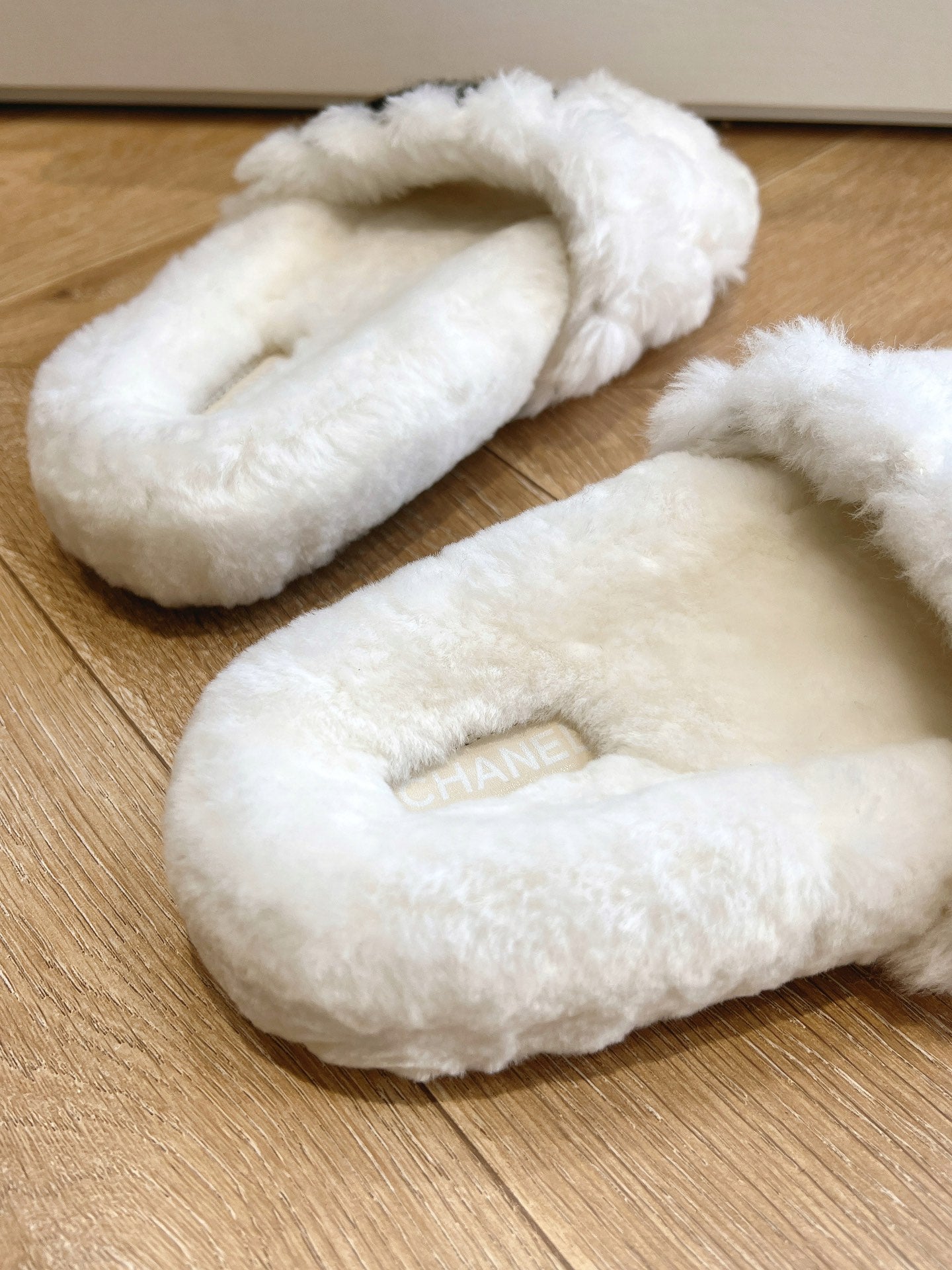 CHL Fur Slippers 3 Color's Woman