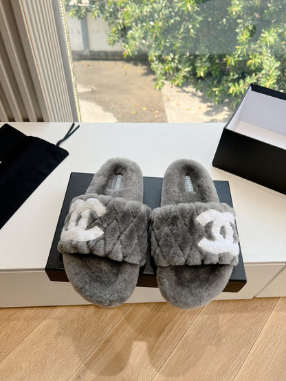 CHL Fur Slippers 3 Color's Woman