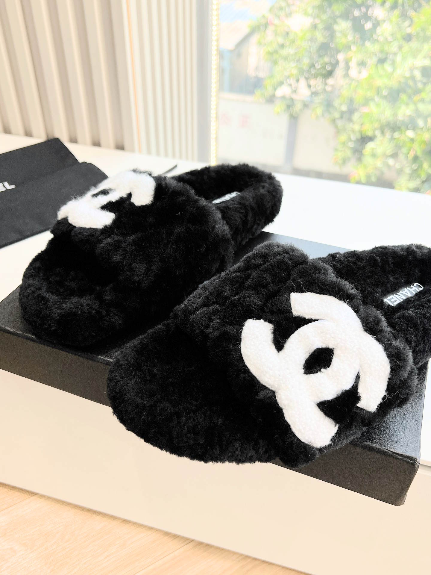 CHL Fur Slippers 3 Color's Woman